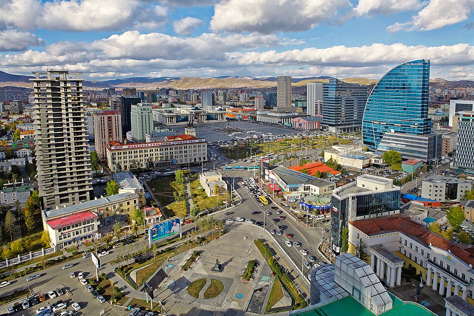 Fayl:UB downtown.jpg