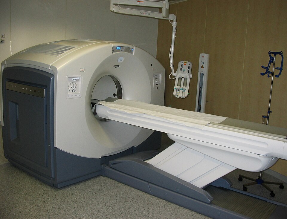 Fayl:16slicePETCT.jpg