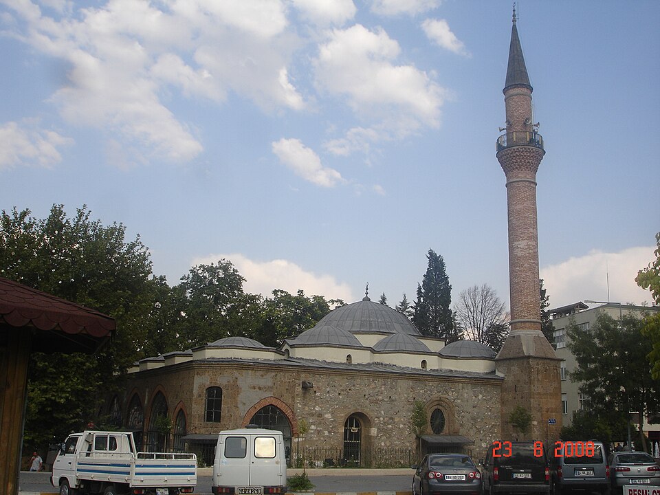 Fayl:Uşak Ulu Camii1.jpg