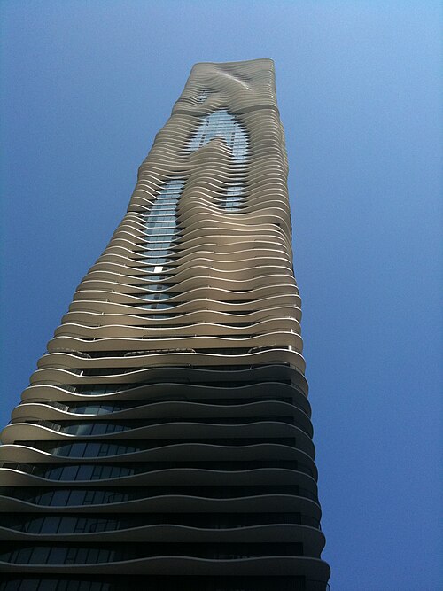 Fayl:Aqua western facade.JPG
