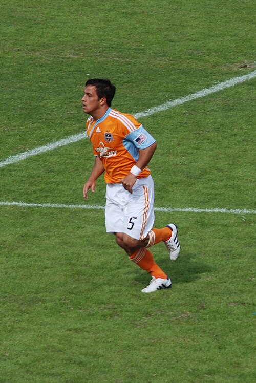 Fayl:5 Danny Cruz 041710.jpg