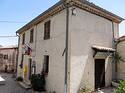 Skyline of Bezaudun-les-Alpes
