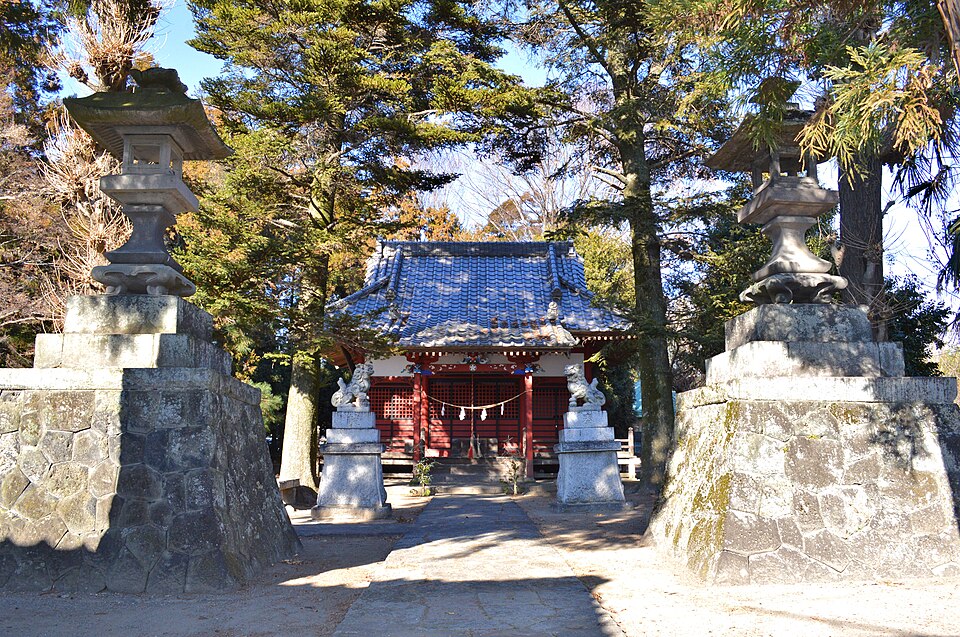 Fayl:Karai-jinja (Tamamura) haiden-1.JPG