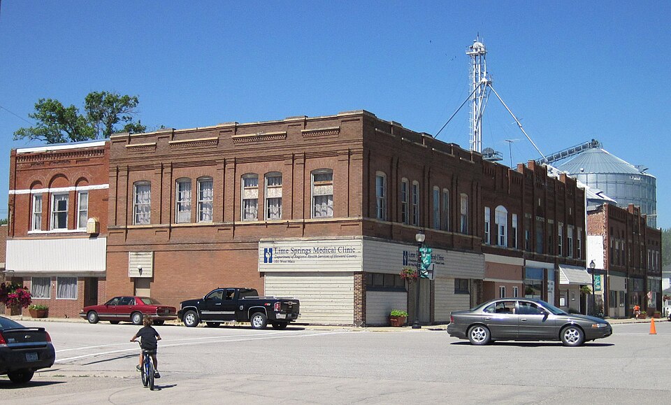 Fayl:Lime springs ia.jpg