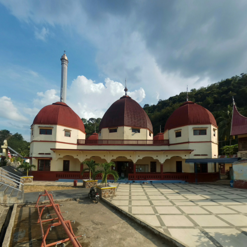 Fayl:Masjid Agung Sawahlunto Agu 2019.png