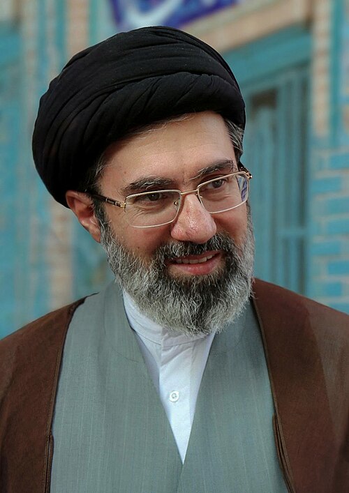 Fayl:Portrait of Mojtaba Khamenei.jpg