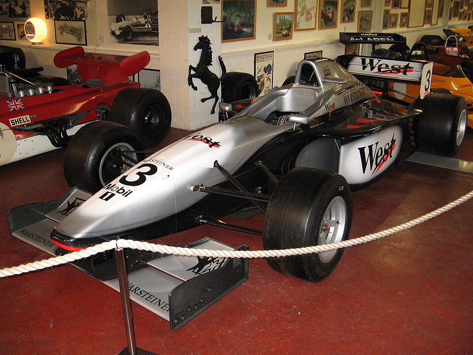 Fayl:Lola F3000.jpg