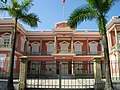 Makao hukumati shtab -kvartirasi (1849), Portugaliya mustamlaka meʼmorchiligi va Aomindagi Pombaline uslubining namunasi.