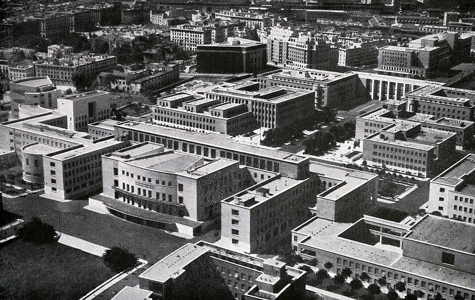 Fayl:RomeUniversity1938.jpg