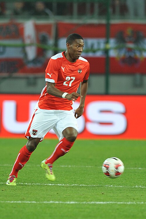 Fayl:A27 David Alaba 2982.jpg