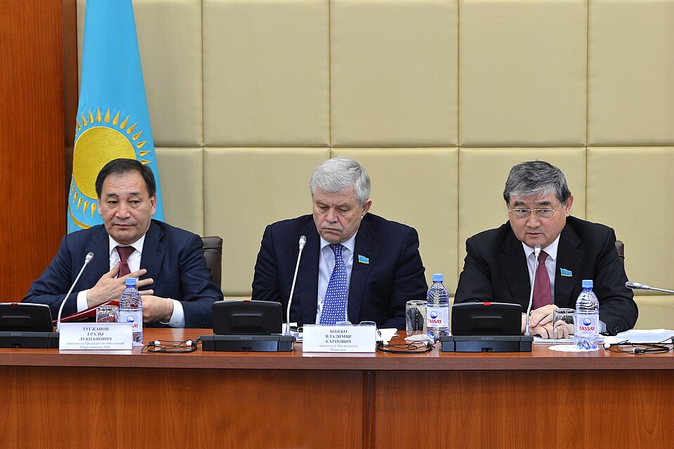 Fayl:Mazhilis session (2016-04-06).jpg