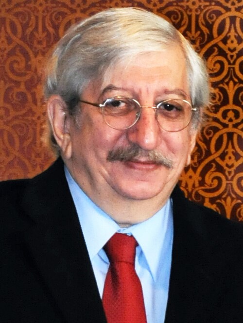 Fayl:Dante Caputo 2011.jpg
