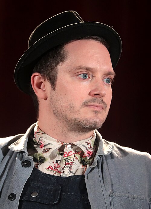 Fayl:Elijah Wood (47955397556) (cropped).jpg