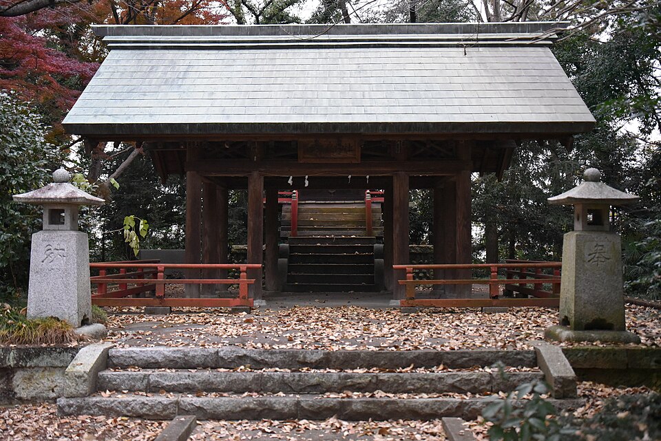 Fayl:Inara-jinja (Itakura) haiden.jpg