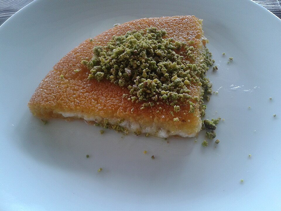 Fayl:Künefe in Ankara.jpg