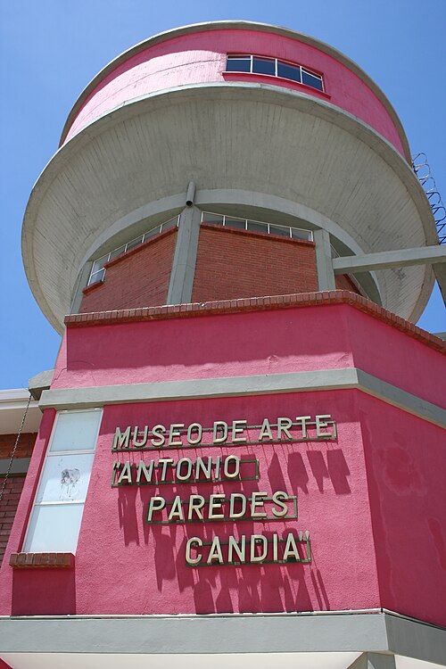 Fayl:MUSEO A.P.C..jpg