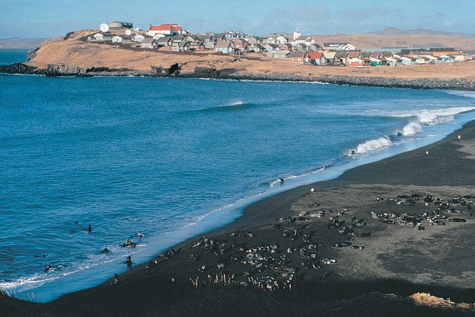 Fayl:StPaulAlaska.jpg