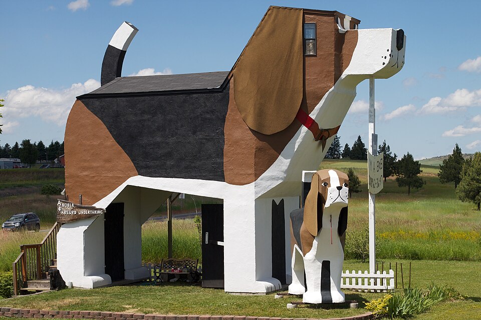 Fayl:Dog Bark Park, Cottonwood, Idaho.jpg
