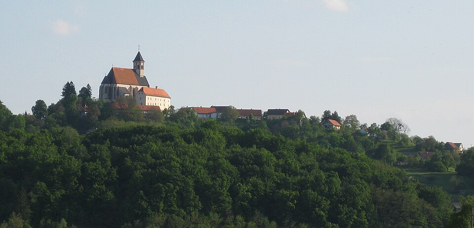 Fayl:PtujskaGora1.jpg