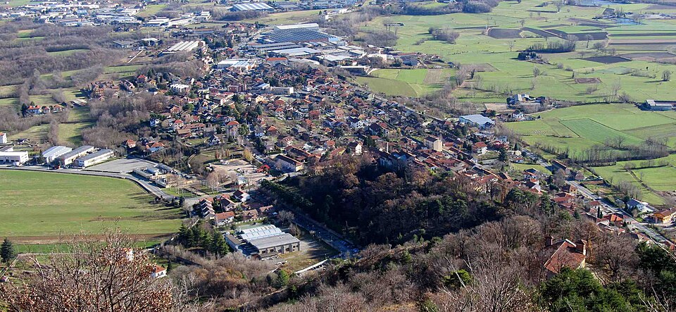 Fayl:Caselette dal musinè.jpg