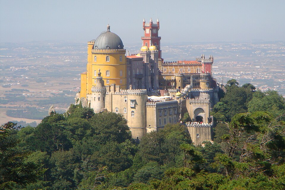 Fayl:Pena National Palace.JPG
