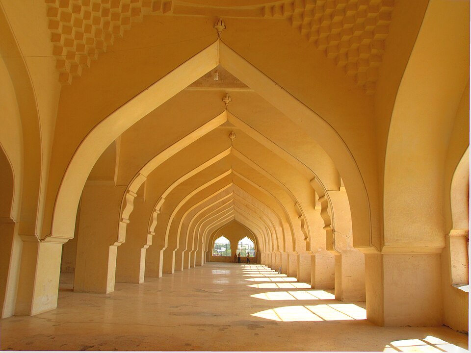 Fayl:Arches@Jama Masjid.jpg