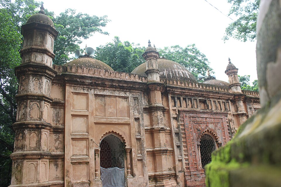 Fayl:Kamalapur Mosque, July 2018 03.jpg