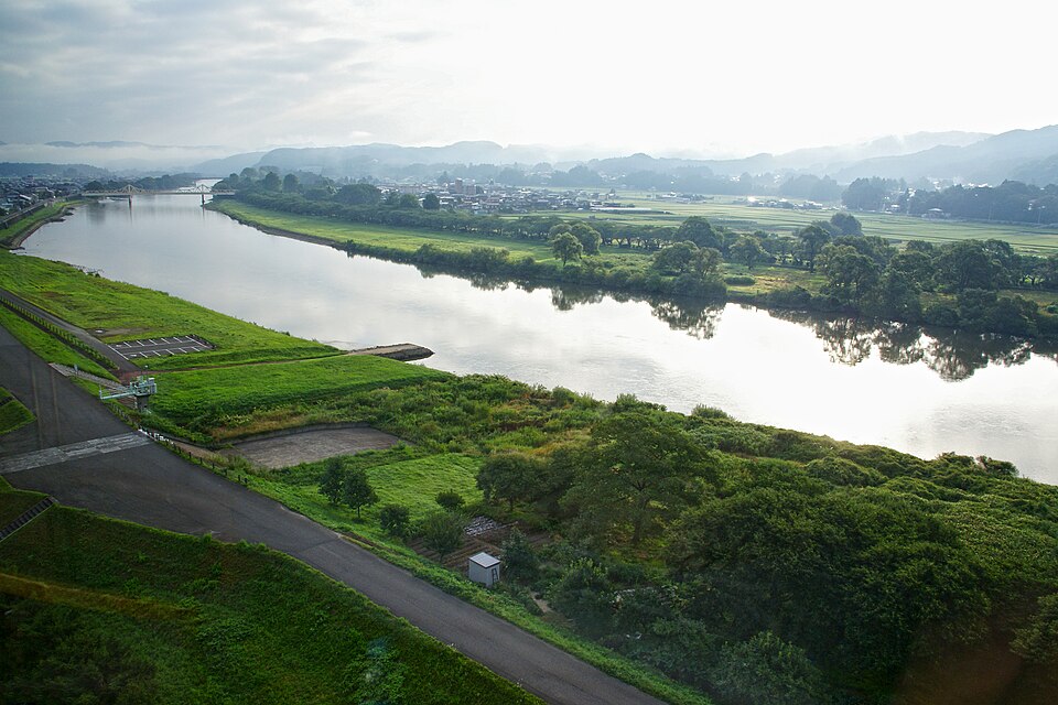 Fayl:Kitakami river01s3872.jpg