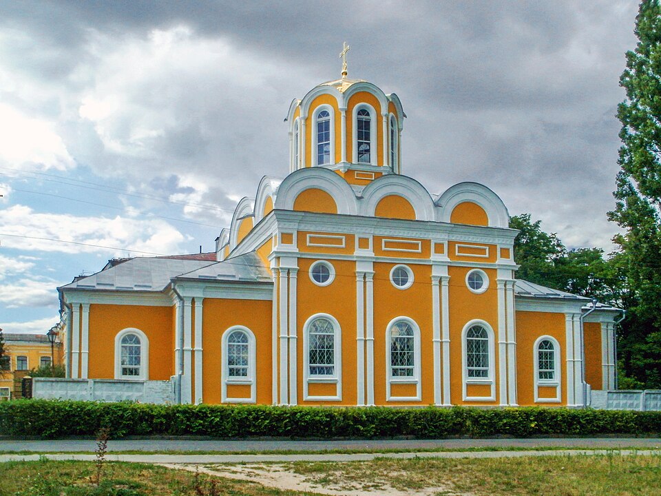 Fayl:Чернигов, храм Михаила и Федора.JPG