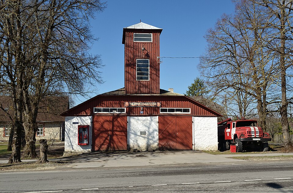 Fayl:Järva-Jaani tuletõrjemuuseum.jpg