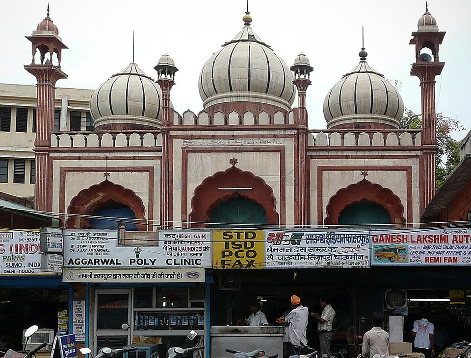 Fayl:Lal Masjid Delhi.jpg