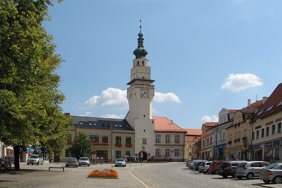 Fayl:Boskovice, stará radnice.jpg