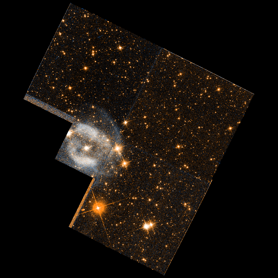 Fayl:NGC 6804-HST-R814GB555.png