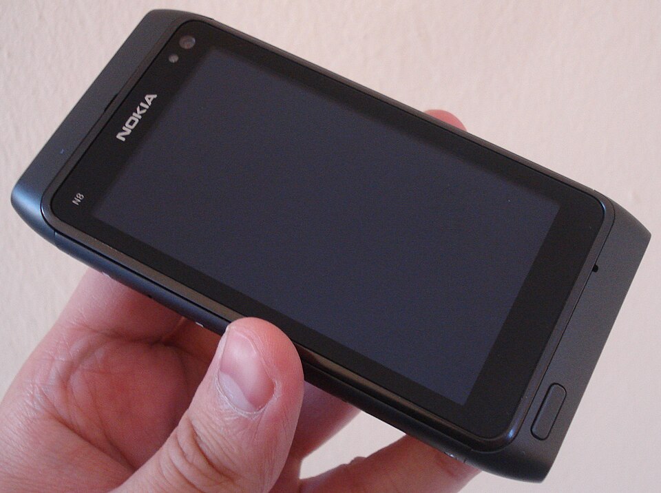 Fayl:Nokia N8.jpg