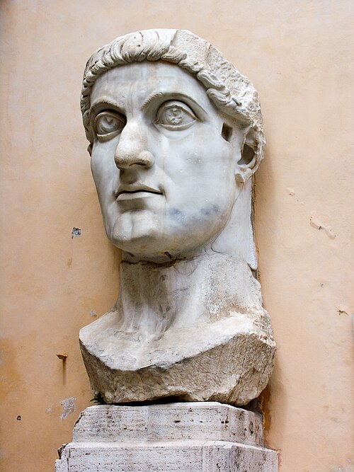 Fayl:Rome-Capitole-StatueConstantin.jpg