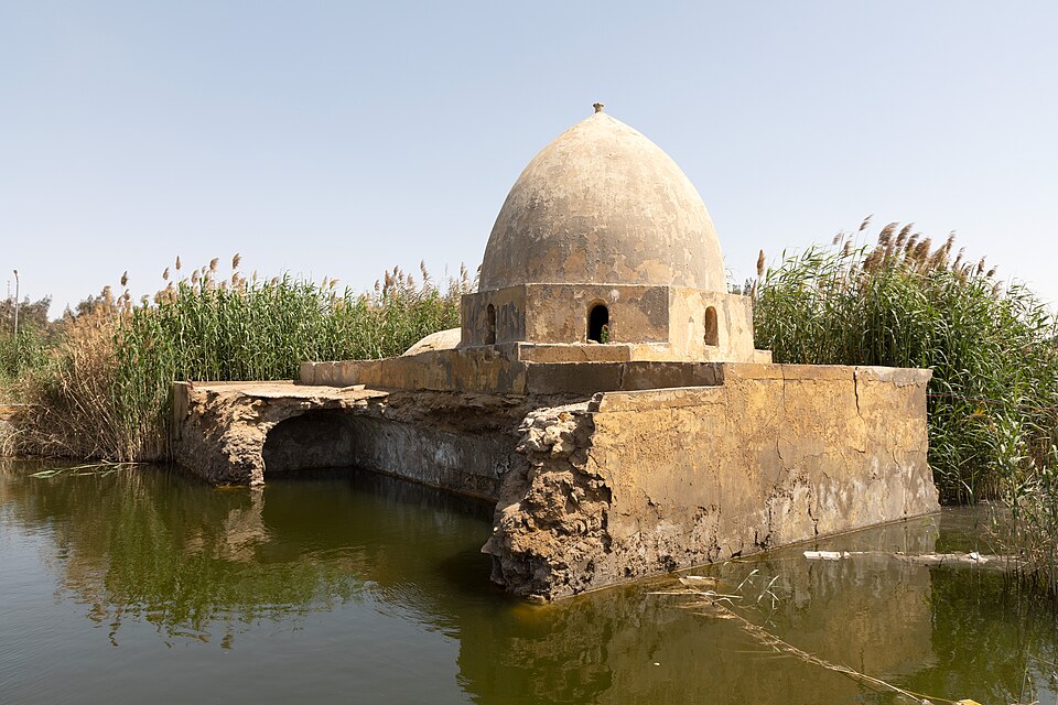 Fayl:CairoFustatMashhadAlTabataba2.jpg