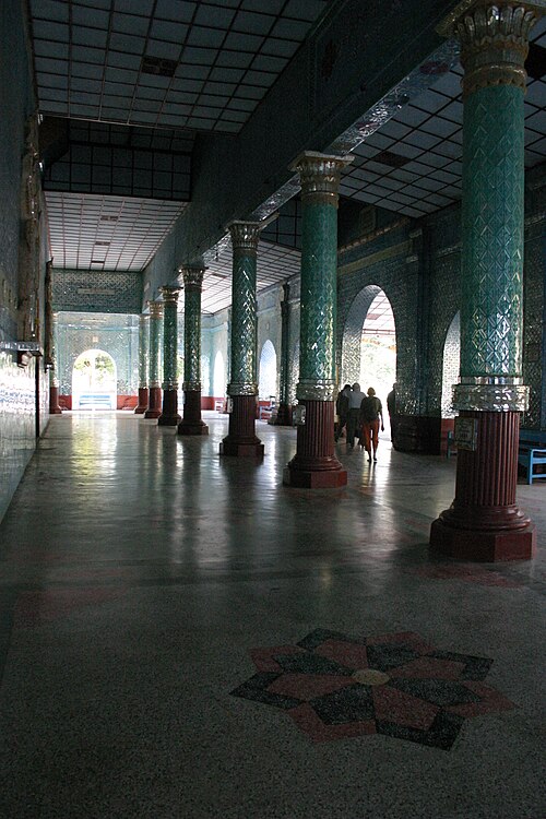 Fayl:Mandalay-Kyauk Taw Ghi-04-gje.jpg