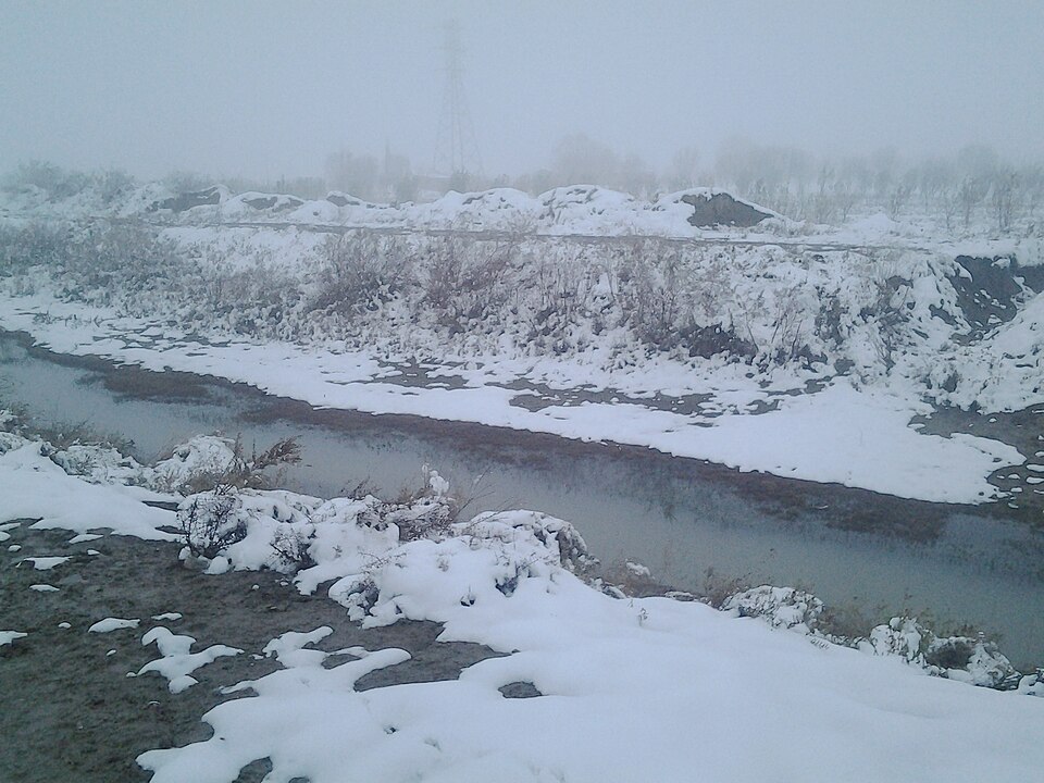 Fayl:Shurbuloqsoy near Yangiyer.jpg