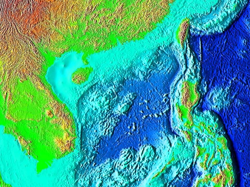 Fayl:South China Sea.jpg