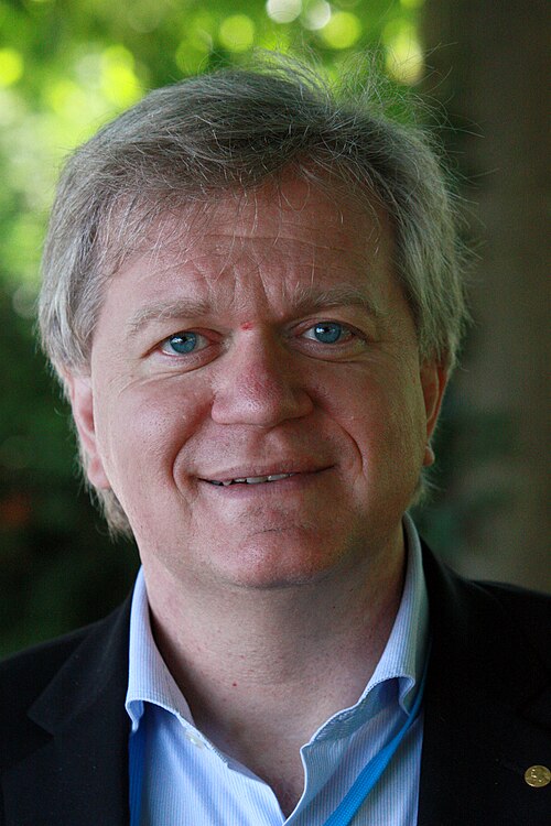 Fayl:Brian Schmidt.jpg