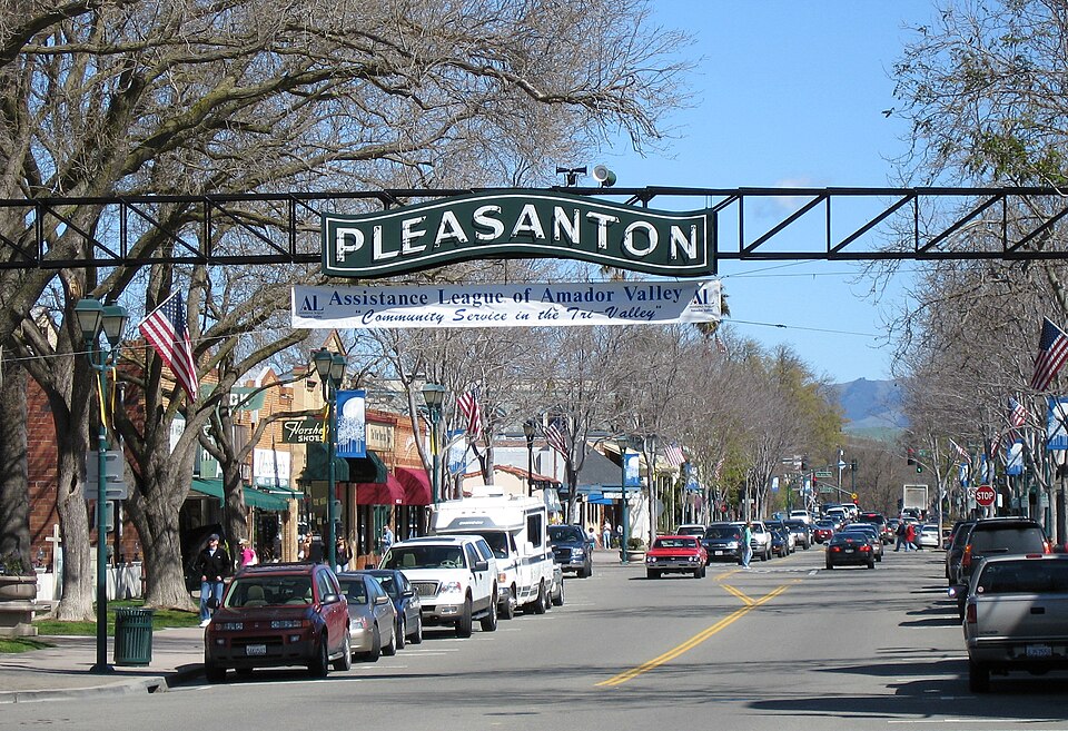 Fayl:MCB-pleasanton-ca.jpg