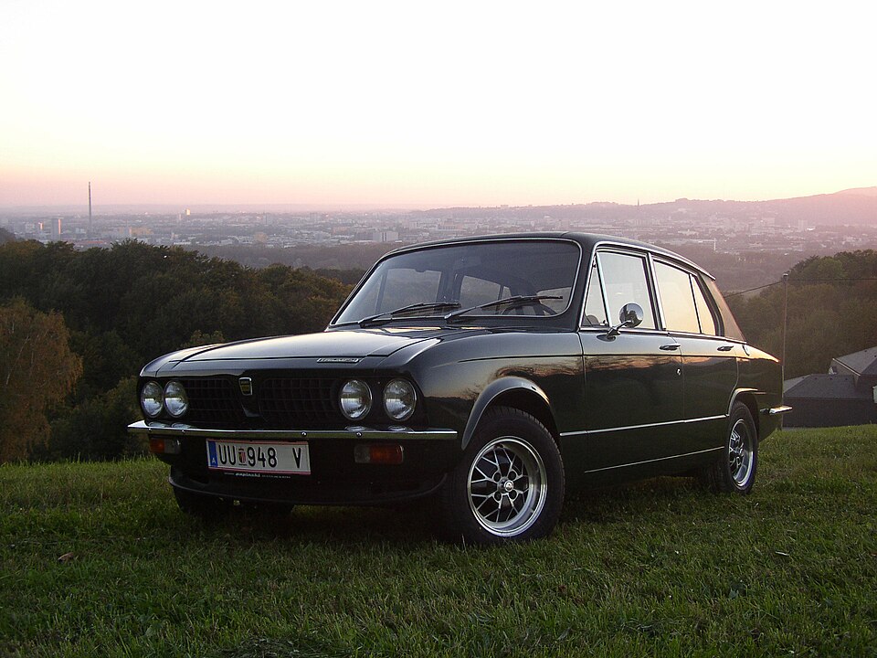 Fayl:Triumph Dolomite Sprint.jpg