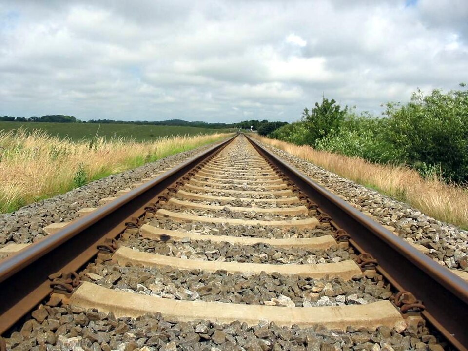 Fayl:08 tory railtrack ubt.jpeg