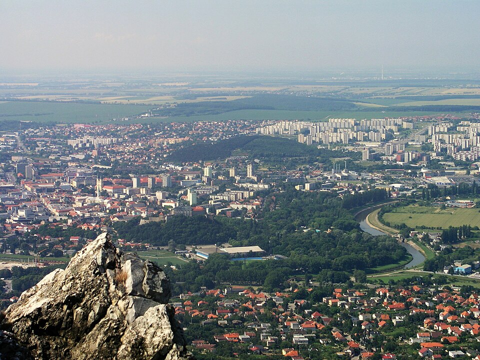 Fayl:Mesto Nitra.jpg