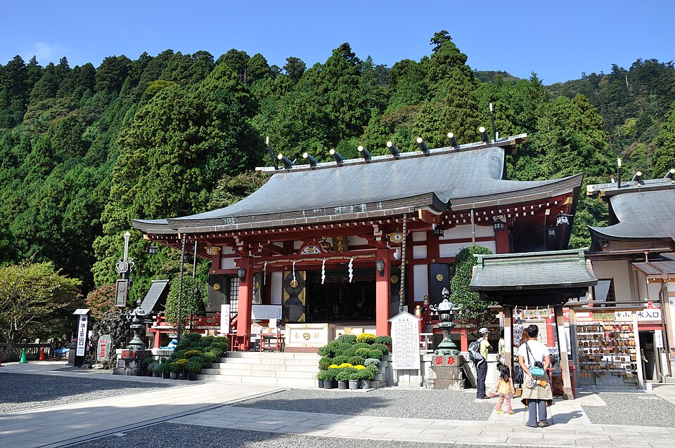 Fayl:Ooyama afurijinjya.jpg