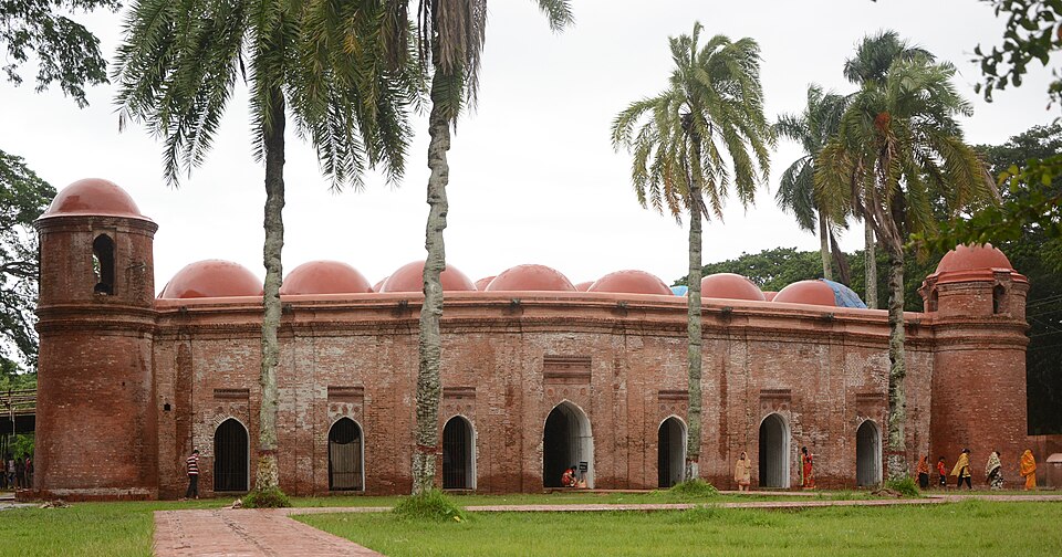 Fayl:Sixty domed mosque.jpg