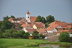Avliyo Leonard cherkovining umumiy ko'rinishi