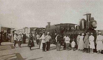 Toshkent vokzalining perronida, 1903-yil