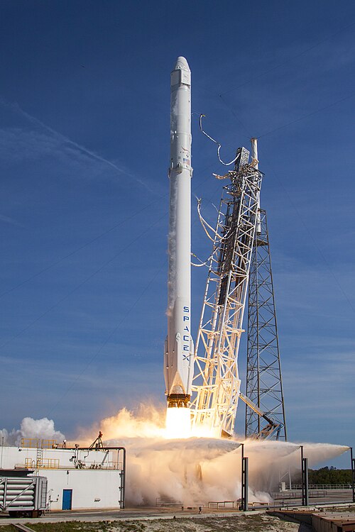 Fayl:CRS-8 (26239017922).jpg