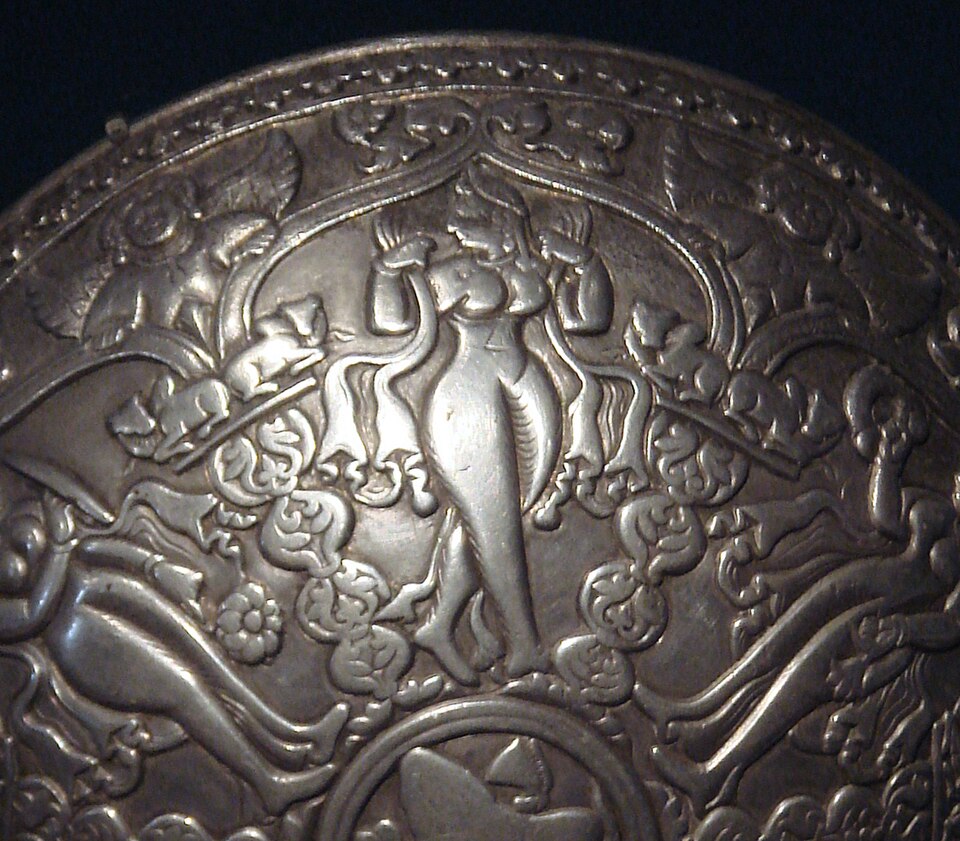 Fayl:Chilek bowl (top right detail).jpg